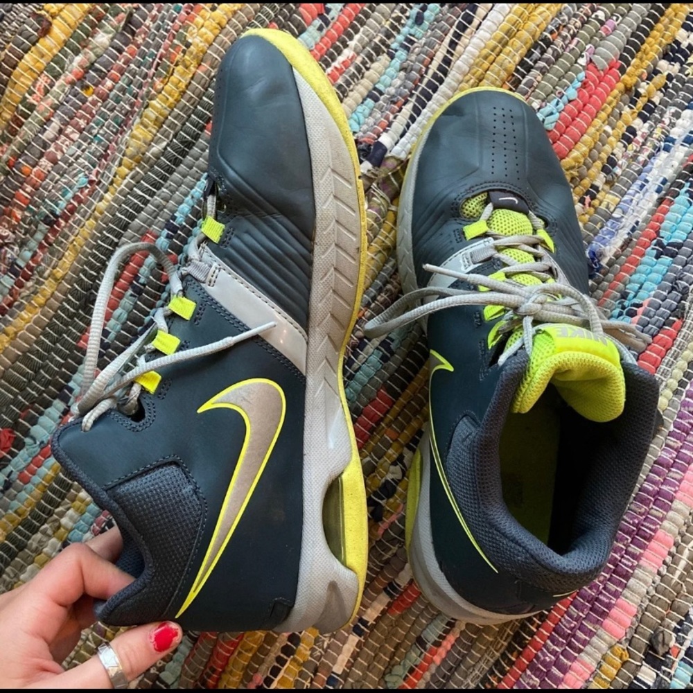 Nike Air Visi Pro 5 Size 9.5 Men